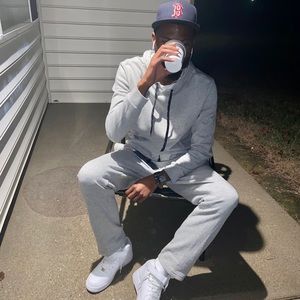 Meet your Posher, Desmond